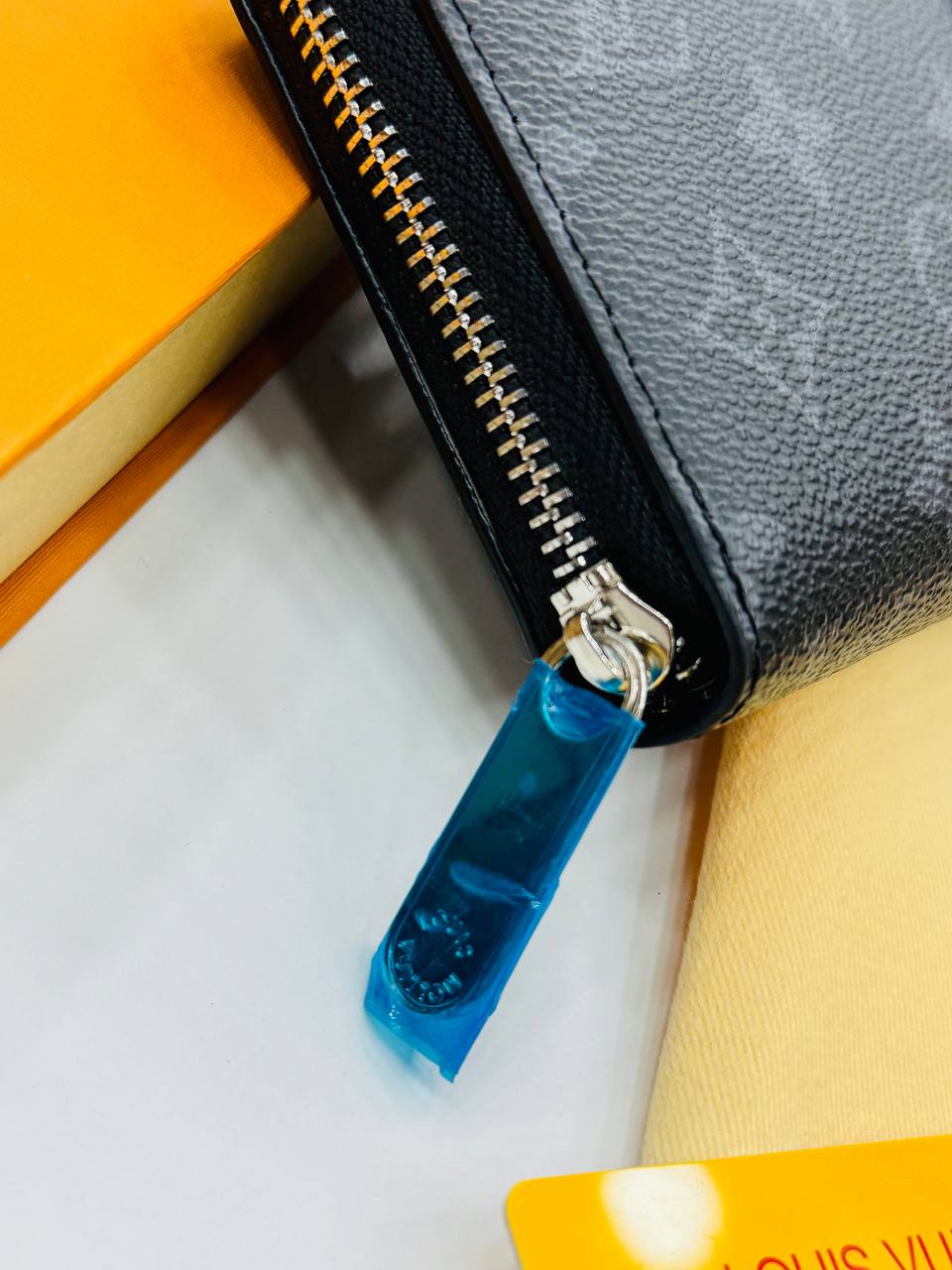 Porte-monnaie Luis Vuitton